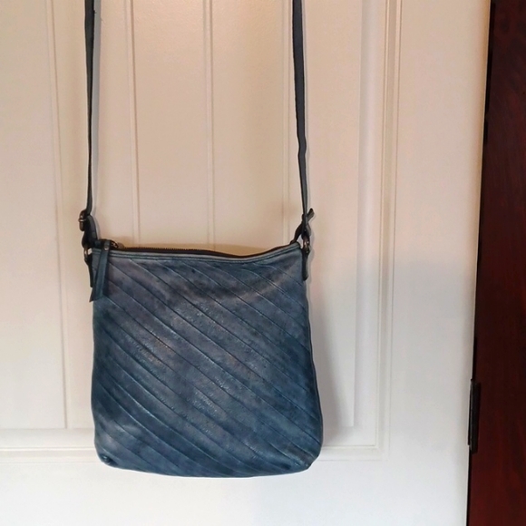 latico Bags Euc Latico Leather Crossbody Bag Poshmark